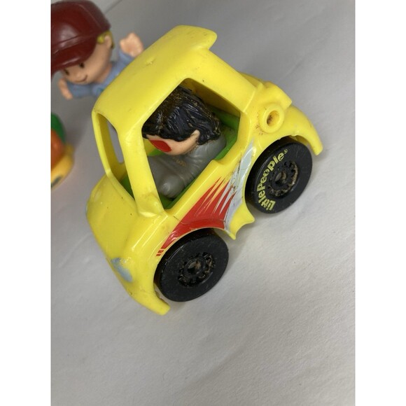 Fisher Price Little People Lot Of 4 Horse Chicken Happy Harvester Wheelies Car - Picture 5 of 8